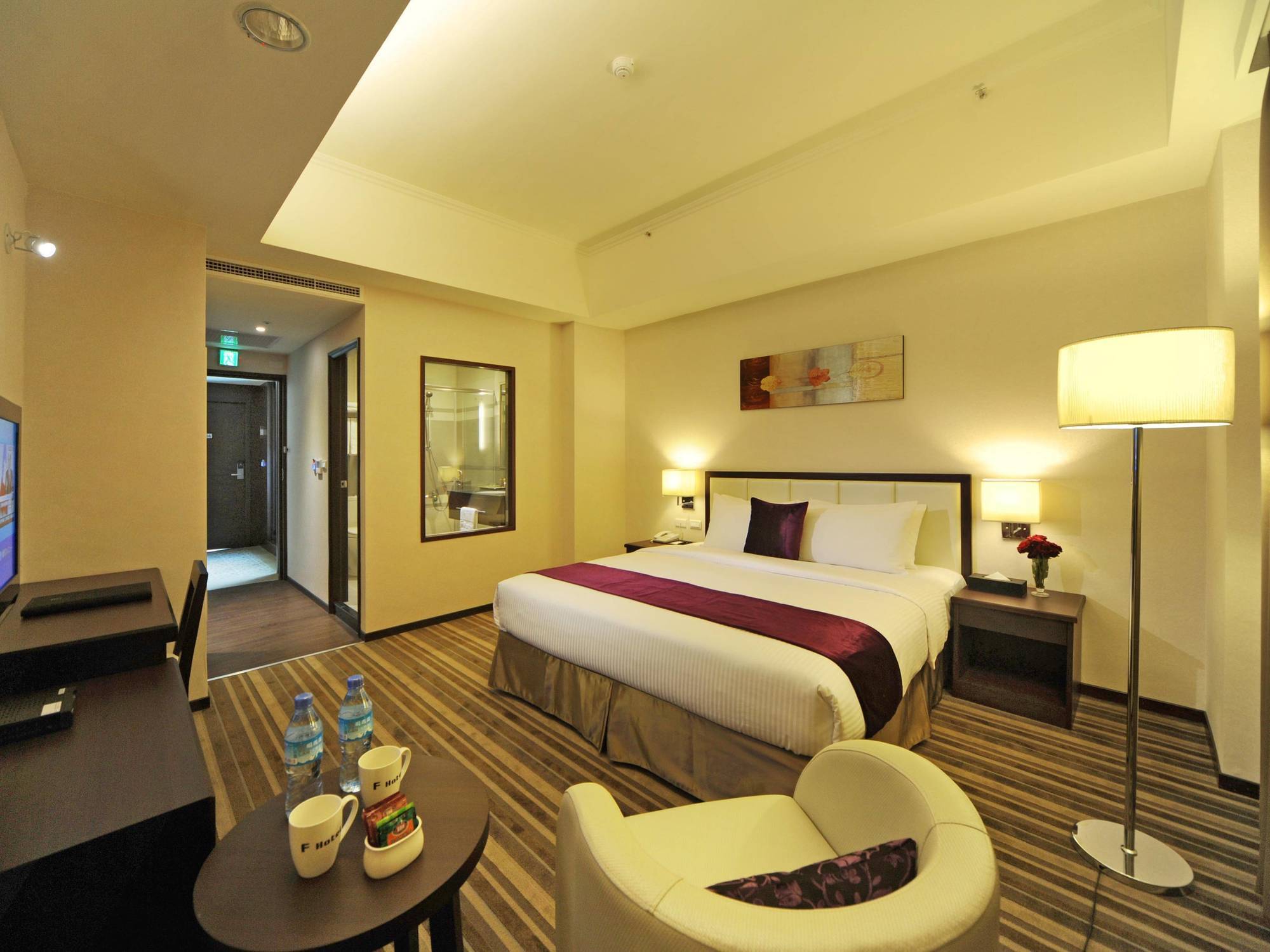 F Hotel - Hualien Экстерьер фото