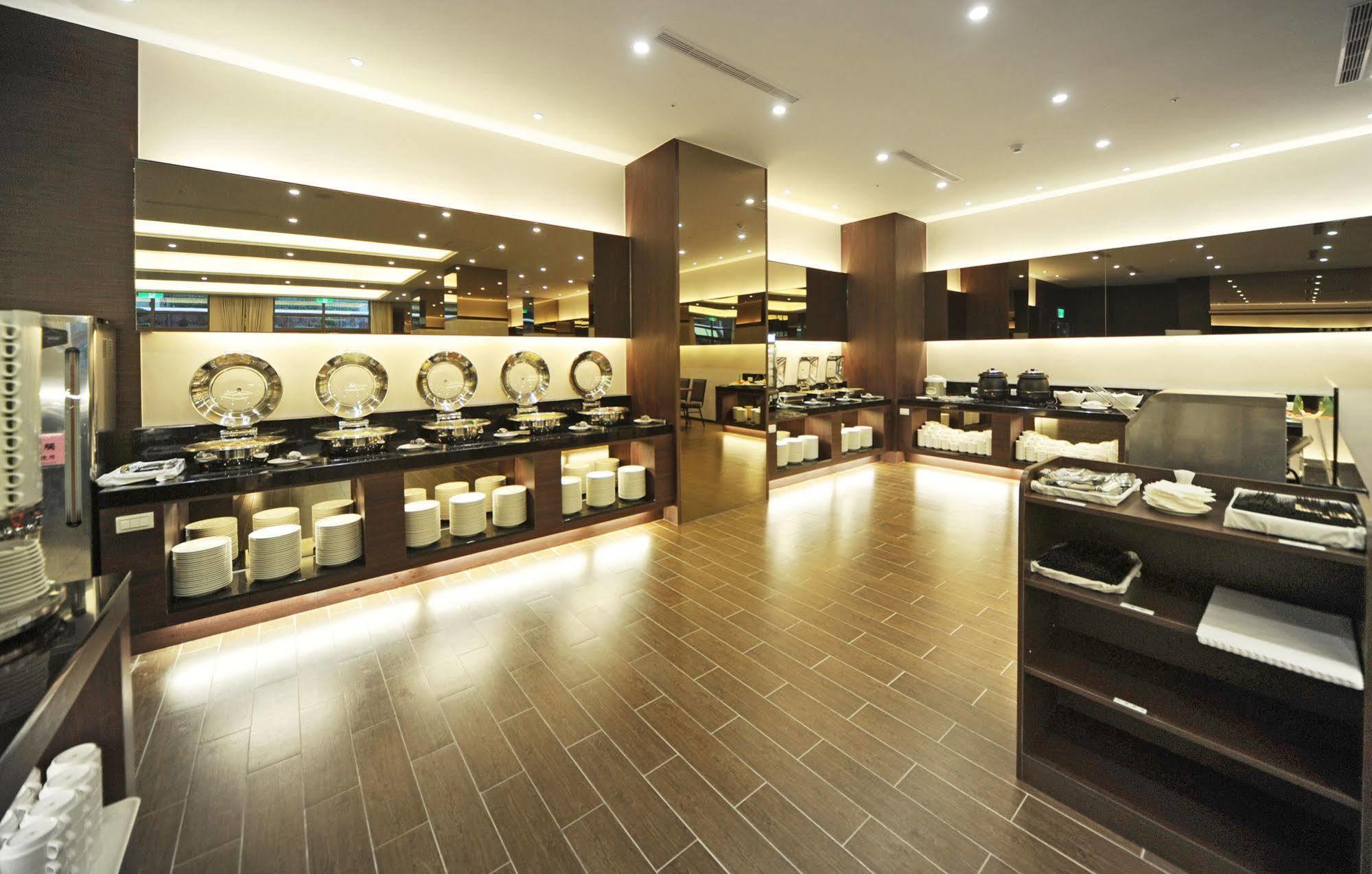 F Hotel - Hualien Экстерьер фото